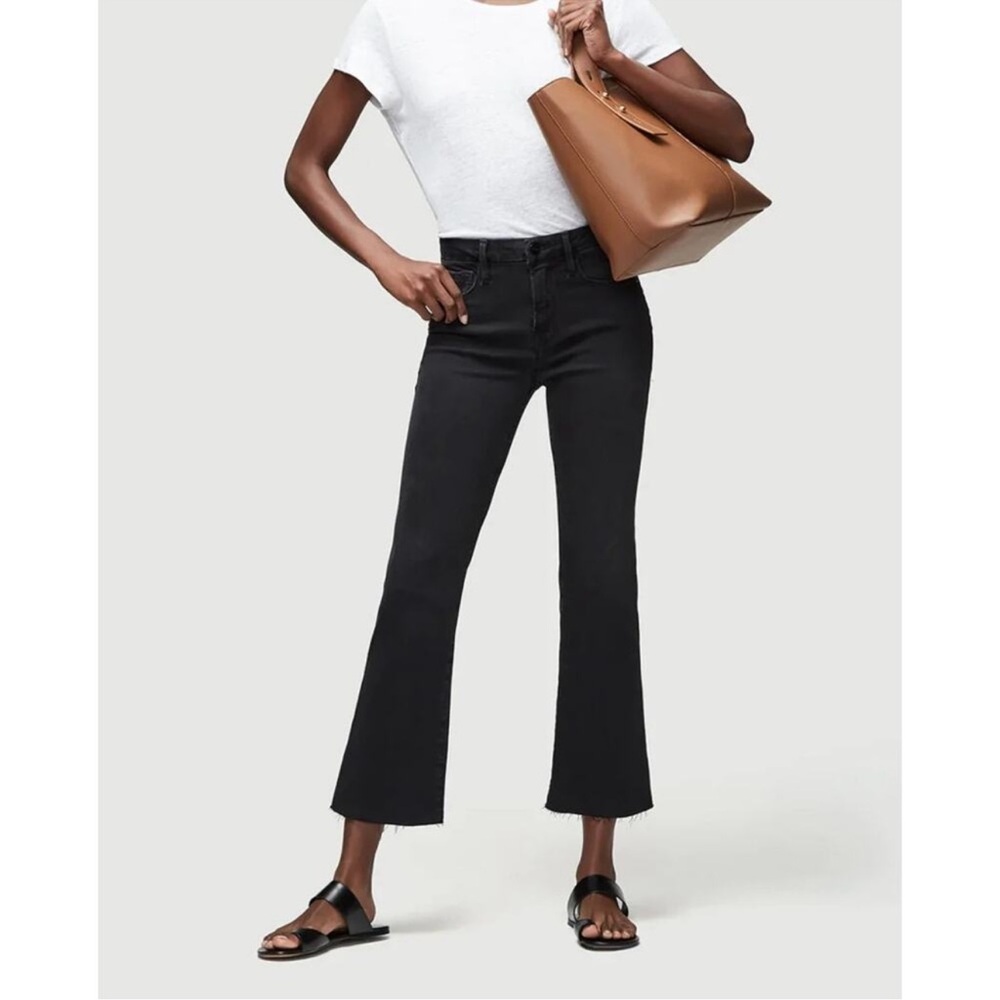 FRAME coated le crop flare leg black jeans NWOT Women’s size 26 stretch